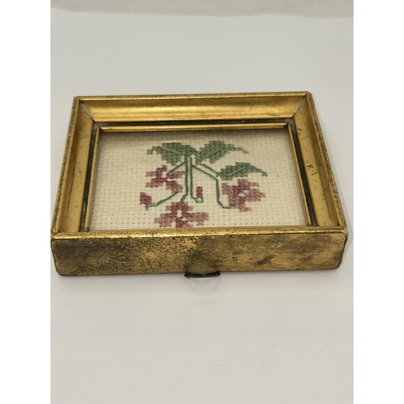 Artisan Petit Point Needlepoint Framed Picture VTG Miniature - Picture 5 of 8